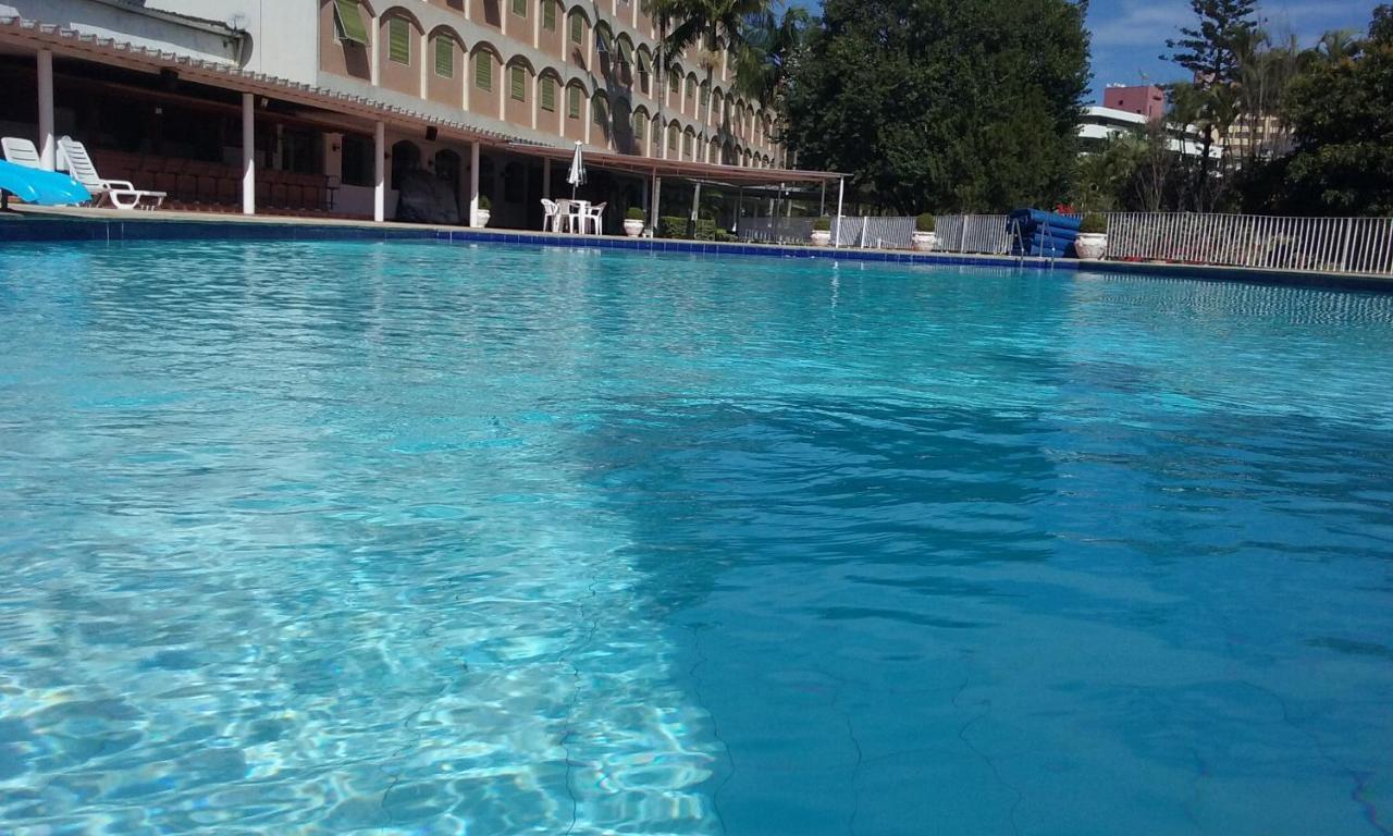 Flat Cavalinho Branco - Vista Do Lago E Piscina Aquecida Águas de Lindóia Exterior foto