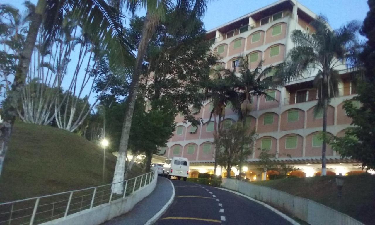 Flat Cavalinho Branco - Vista Do Lago E Piscina Aquecida Águas de Lindóia Exterior foto